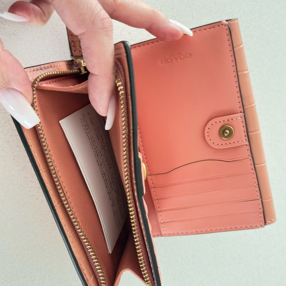 Coach Wallet authentic - Picture 6 of 9